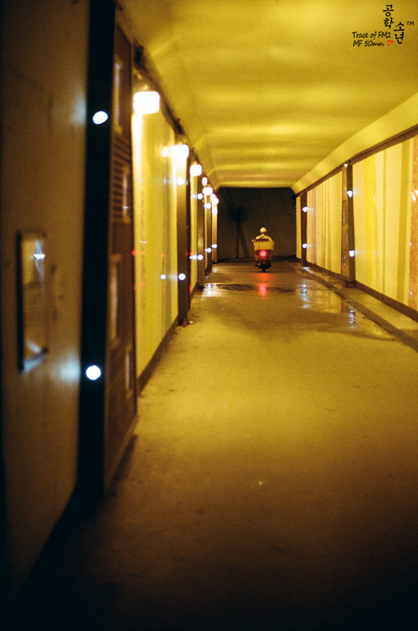 Nikon FM2 · Carl Zeiss Planar T* 50mm F1.4