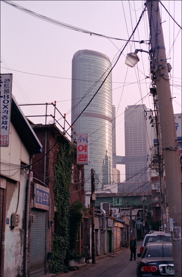 Nikon FM2 · Carl Zeiss Planar T* 50mm F1.4