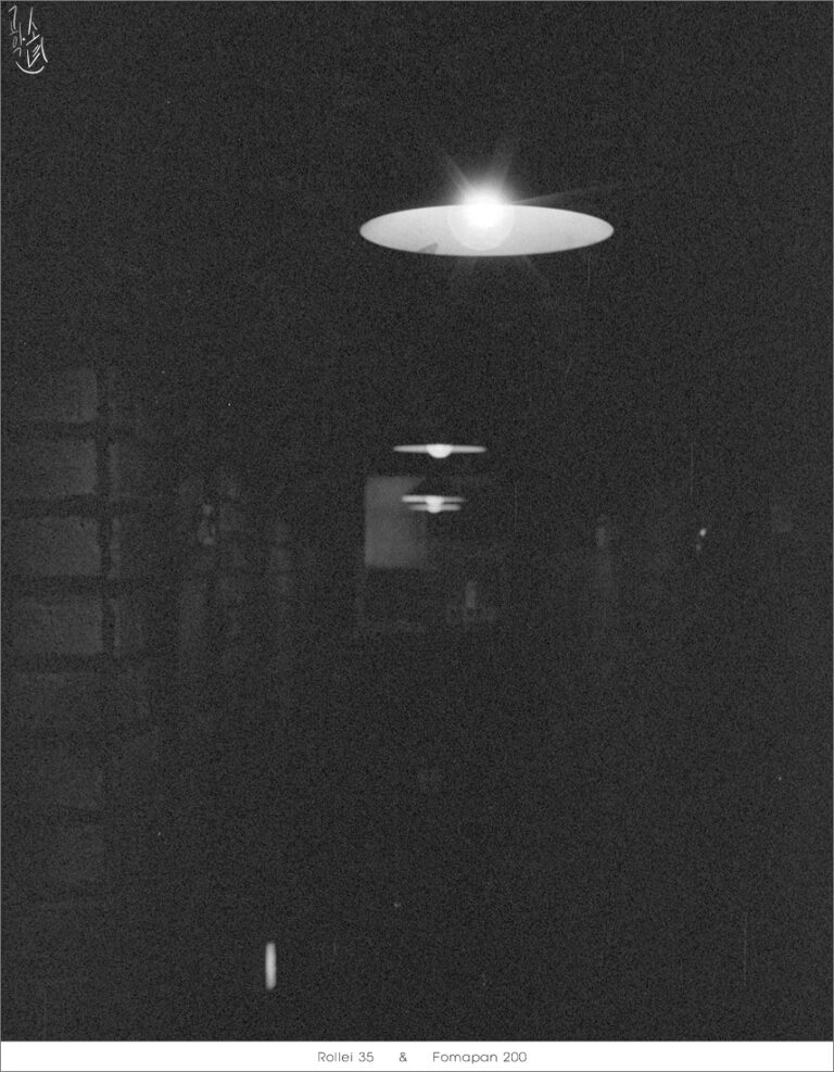 Rollei 35 · Carl Zeiss Tessar 40mm F3.5