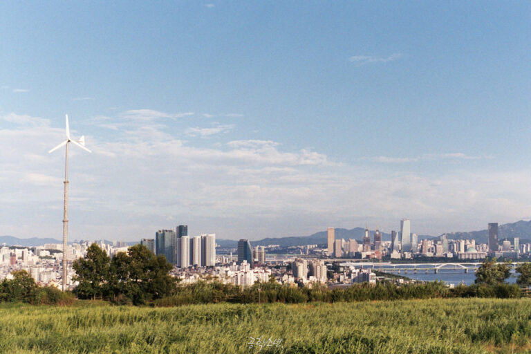 Nikon FM2 · Carl Zeiss Planar T* 50mm F1.4