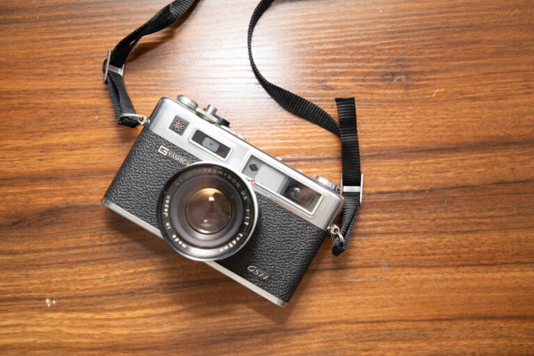 YASHICA GSN , 가난한 자의 라이카 ?