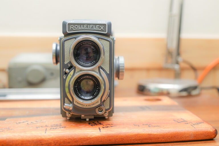 Rolleiflex Baby ( Gray Baby ) , 가장 작은 롤라이플렉스