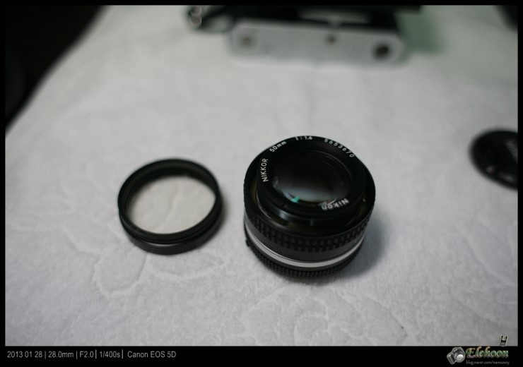 Nikon FM2의 기본 단렌즈 50mm MF Lens 분해 및 청소